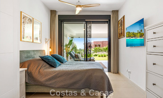 Appartement moderne avec jardin privatif et vue mer partielle à vendre à Estepona 789787 