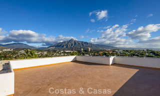 Appartement de standing entièrement rénové à vendre à deux pas de toutes les commodités à Nueva Andalucia, Marbella 789716 