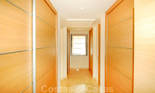 Appartement de luxe a vendre a Nueva Andalucia, Marbella - Benahavis 21077 