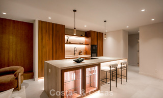 Penthouse duplex de style andalou avec intérieur contemporain à vendre à Nueva Andalucia, Marbella 789802 