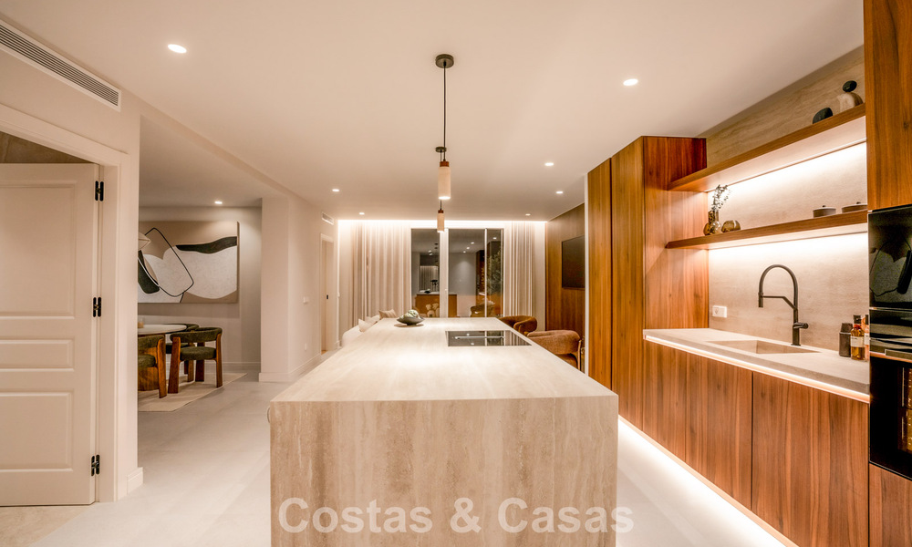 Penthouse duplex de style andalou avec intérieur contemporain à vendre à Nueva Andalucia, Marbella 789804