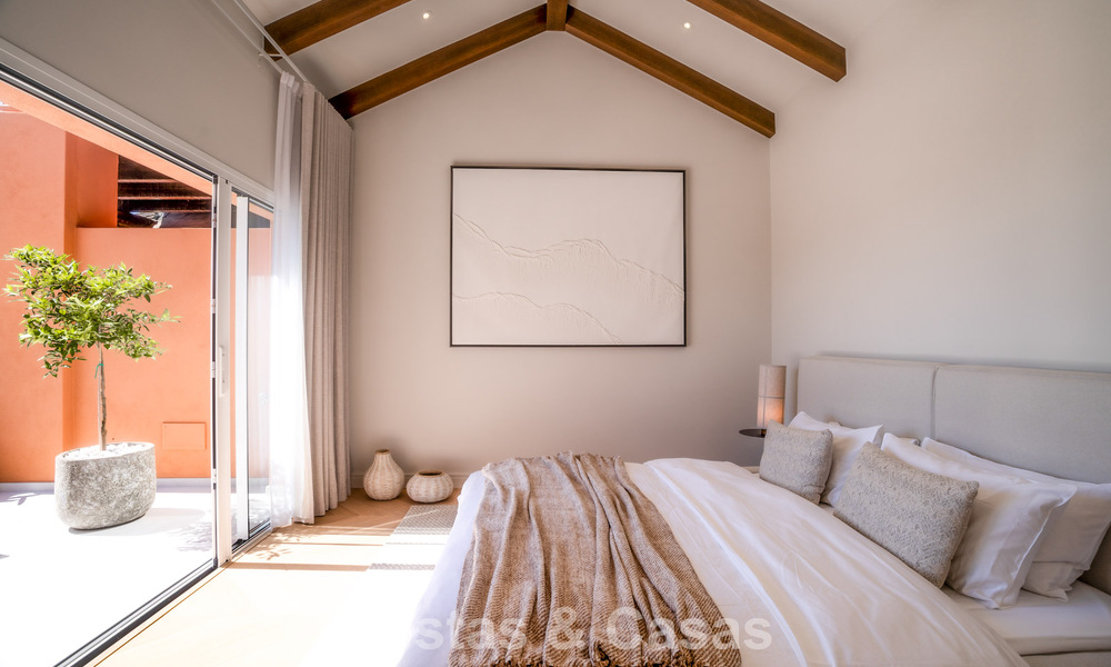 Penthouse duplex de style andalou avec intérieur contemporain à vendre à Nueva Andalucia, Marbella 789813