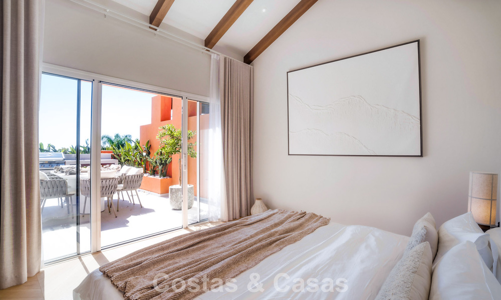 Penthouse duplex de style andalou avec intérieur contemporain à vendre à Nueva Andalucia, Marbella 789814