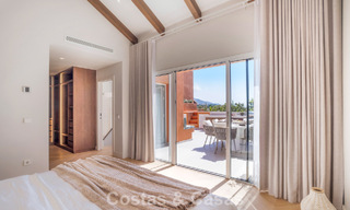 Penthouse duplex de style andalou avec intérieur contemporain à vendre à Nueva Andalucia, Marbella 789815 