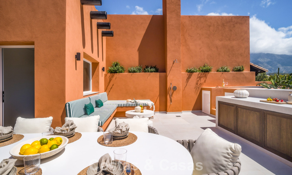 Penthouse duplex de style andalou avec intérieur contemporain à vendre à Nueva Andalucia, Marbella 789823