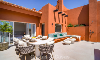 Penthouse duplex de style andalou avec intérieur contemporain à vendre à Nueva Andalucia, Marbella 789824 