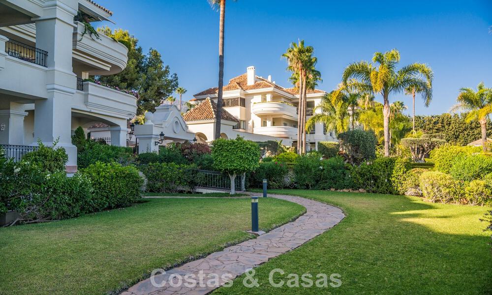 Appartement à vendre dans une résidence de standing sécurisée à Sierra Blanca, sur le Golden Mile de Marbella 789883