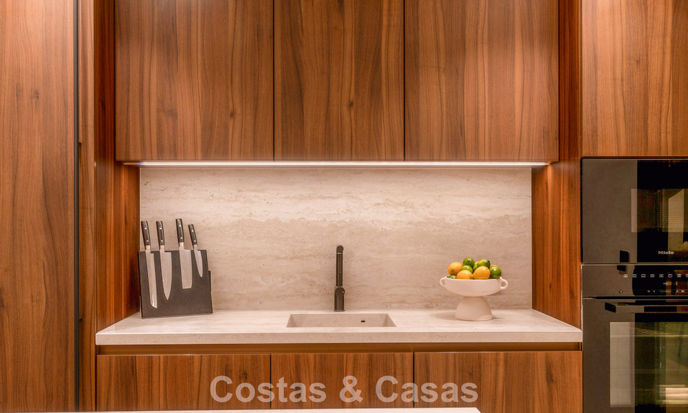 Penthouse duplex moderne et rénové avec vue sur la mer à vendre à proximité de Puerto Banús, Marbella 789137