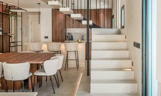 Penthouse duplex moderne et rénové avec vue sur la mer à vendre à proximité de Puerto Banús, Marbella 789145 