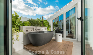 Penthouse duplex moderne et rénové avec vue sur la mer à vendre à proximité de Puerto Banús, Marbella 789147 