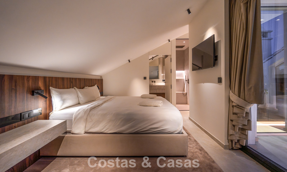 Penthouse duplex moderne et rénové avec vue sur la mer à vendre à proximité de Puerto Banús, Marbella 789162