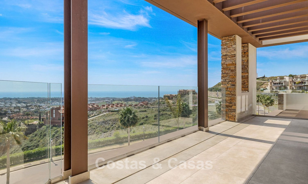Villa de luxe prêt à emménager, architecture moderne et vue panoramique sur la mer, à vendre à Marbella - Benahavis 788932