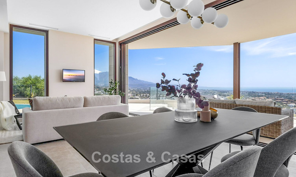 Villa de luxe prêt à emménager, architecture moderne et vue panoramique sur la mer, à vendre à Marbella - Benahavis 788934