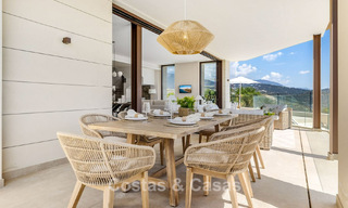 Villa de luxe prêt à emménager, architecture moderne et vue panoramique sur la mer, à vendre à Marbella - Benahavis 788940 