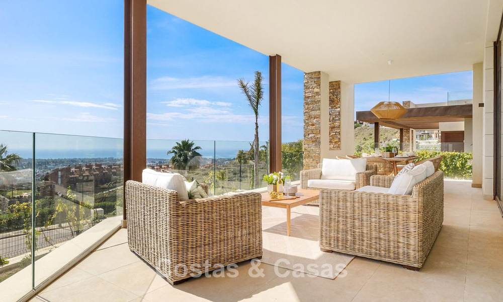 Villa de luxe prêt à emménager, architecture moderne et vue panoramique sur la mer, à vendre à Marbella - Benahavis 788948