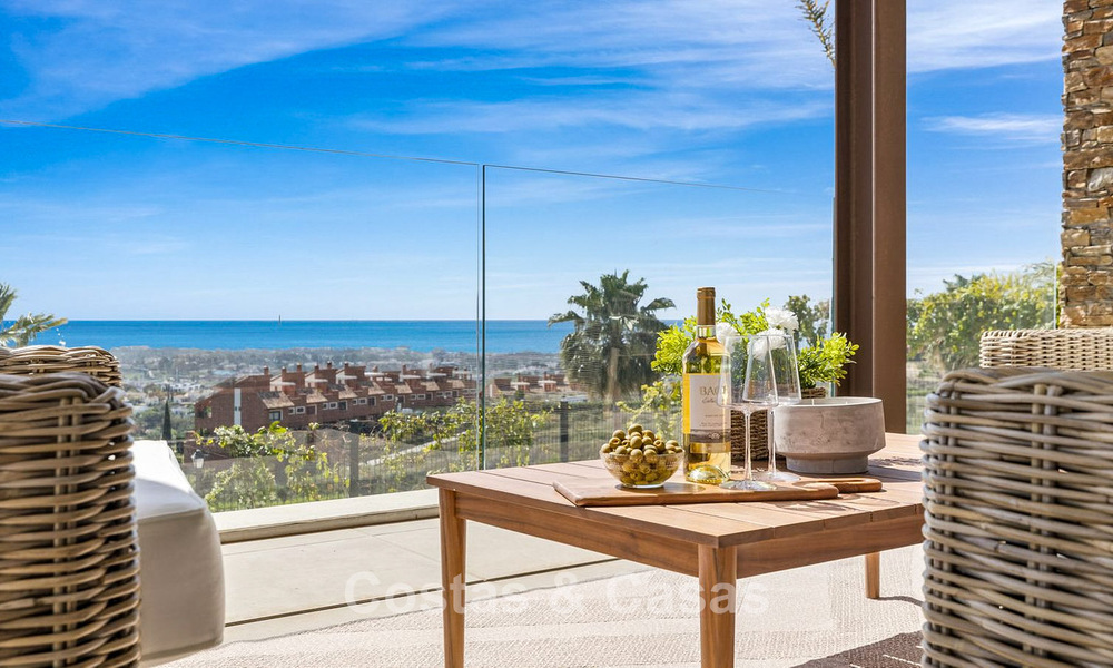 Villa de luxe prêt à emménager, architecture moderne et vue panoramique sur la mer, à vendre à Marbella - Benahavis 788950