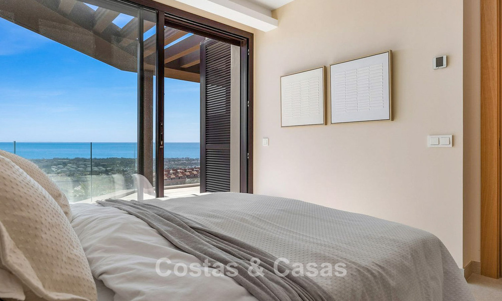 Villa de luxe prêt à emménager, architecture moderne et vue panoramique sur la mer, à vendre à Marbella - Benahavis 788963
