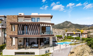 Villa de luxe prêt à emménager, architecture moderne et vue panoramique sur la mer, à vendre à Marbella - Benahavis 788964 