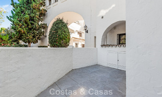 Appartement de luxe rénové à vendre à deux pas de la plage et du centre de Puerto Banús, Marbella 789018 