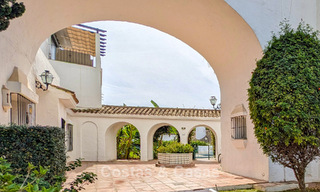 Appartement de luxe rénové à vendre à deux pas de la plage et du centre de Puerto Banús, Marbella 789021 