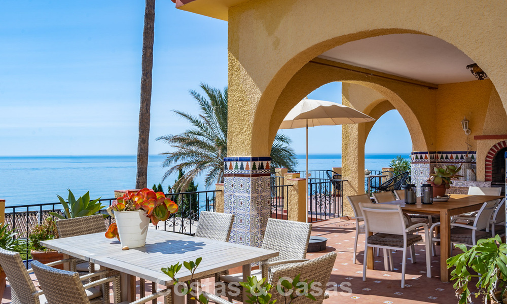 Authentique villa méditerranéenne avec vue imprenable sur la mer à vendre à l'ouest du centre d'Estepona 788967