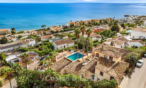 Authentique villa méditerranéenne avec vue imprenable sur la mer à vendre à l'ouest du centre d'Estepona 788975
