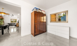 Authentique villa méditerranéenne avec vue imprenable sur la mer à vendre à l'ouest du centre d'Estepona 788991 