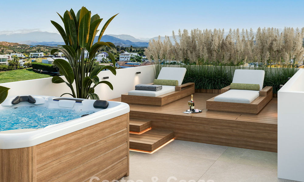 Luxueuse villa méditerranéenne moderne, entièrement rénovée, à vendre au cœur de Nueva Andalucia, Marbella 789046