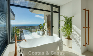 Magnifique villa d'architecte avec vue mer spectaculaire à vendre à Elviria, à l'est du centre de Marbella 789098 