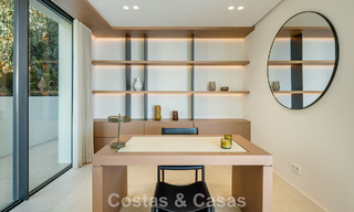 Magnifique villa d'architecte avec vue mer spectaculaire à vendre à Elviria, à l'est du centre de Marbella 789099 