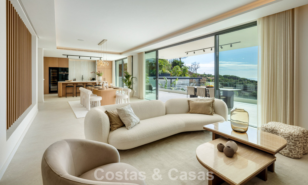 Magnifique villa d'architecte avec vue mer spectaculaire à vendre à Elviria, à l'est du centre de Marbella 789100