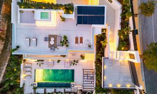 Magnifique villa d'architecte avec vue mer spectaculaire à vendre à Elviria, à l'est du centre de Marbella 789105 