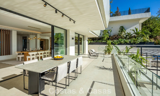 Magnifique villa d'architecte avec vue mer spectaculaire à vendre à Elviria, à l'est du centre de Marbella 789114 