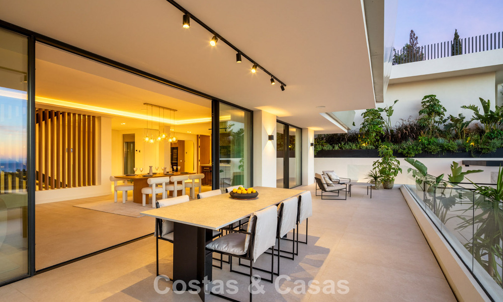 Magnifique villa d'architecte avec vue mer spectaculaire à vendre à Elviria, à l'est du centre de Marbella 789124