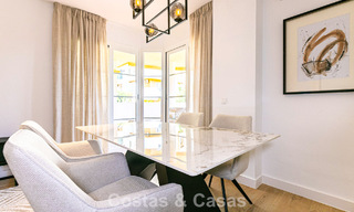 Duplex rénové à vendre à distance de marche de commodités locales et de Puerto Banús à Nueva Andalucia, Marbella 789338 
