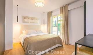 Duplex rénové à vendre à distance de marche de commodités locales et de Puerto Banús à Nueva Andalucia, Marbella 789352 