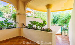 Duplex rénové à vendre à distance de marche de commodités locales et de Puerto Banús à Nueva Andalucia, Marbella 789363 