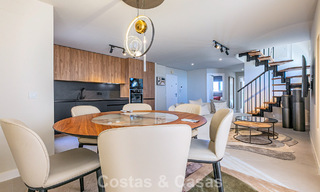 Penthouse avec vue sur la mer à vendre à distance de marche des commodités et de Puerto Banus à Nueva Andalucia, Marbella 789312 