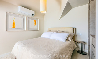 Penthouse avec vue sur la mer à vendre à distance de marche des commodités et de Puerto Banus à Nueva Andalucia, Marbella 789325 