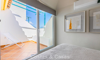 Penthouse avec vue sur la mer à vendre à distance de marche des commodités et de Puerto Banus à Nueva Andalucia, Marbella 789327 