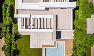 Villa de luxe prête à emménager, au design minimaliste, à vendre sur la New Golden Mile entre Marbella et Estepona 789680 