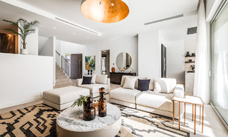 Villa de luxe prête à emménager, au design minimaliste, à vendre sur la New Golden Mile entre Marbella et Estepona 789684 