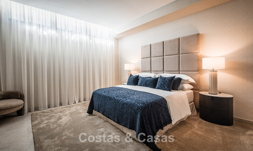 Villa de luxe prête à emménager, au design minimaliste, à vendre sur la New Golden Mile entre Marbella et Estepona 789697