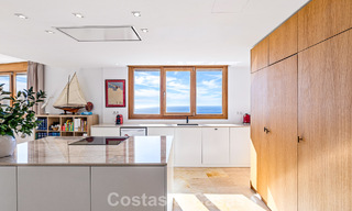 Appartement contemporain prêt à emménager avec vue panoramique sur la mer à vendre à l’est de Marbella 789392 