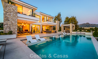 Villa de luxe contemporaine exclusive à vendre dans une communauté sécurisée à La Quinta, Benahavís - Marbella 789398 
