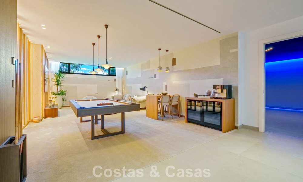 Villa de luxe contemporaine exclusive à vendre dans une communauté sécurisée à La Quinta, Benahavís - Marbella 789407