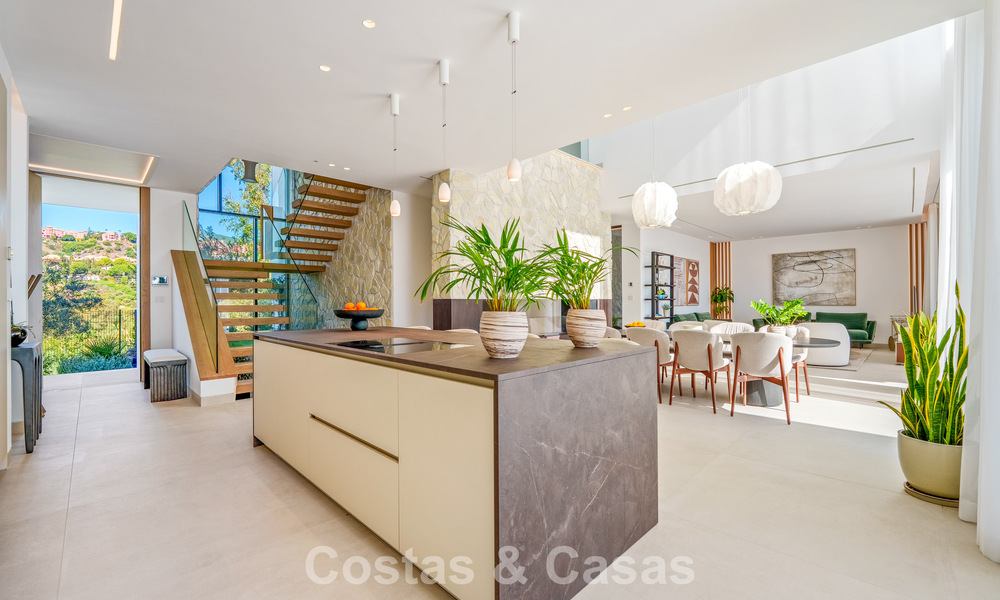 Villa de luxe contemporaine exclusive à vendre dans une communauté sécurisée à La Quinta, Benahavís - Marbella 789420
