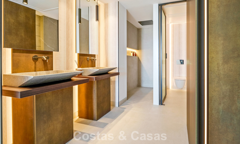 Villa de luxe contemporaine exclusive à vendre dans une communauté sécurisée à La Quinta, Benahavís - Marbella 789429