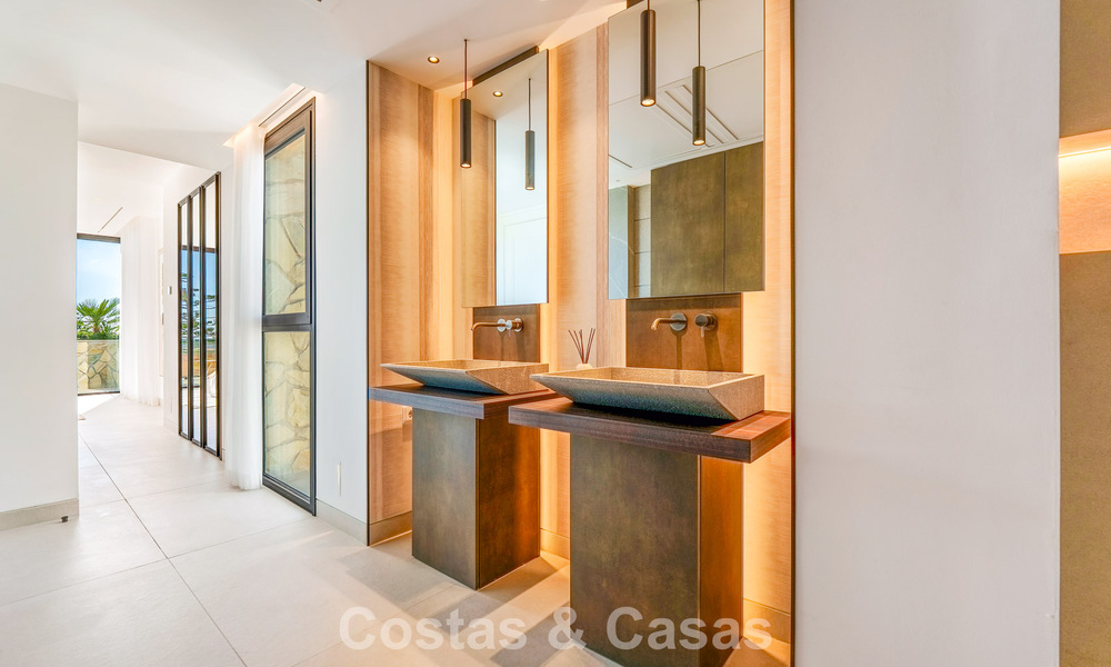 Villa de luxe contemporaine exclusive à vendre dans une communauté sécurisée à La Quinta, Benahavís - Marbella 789430