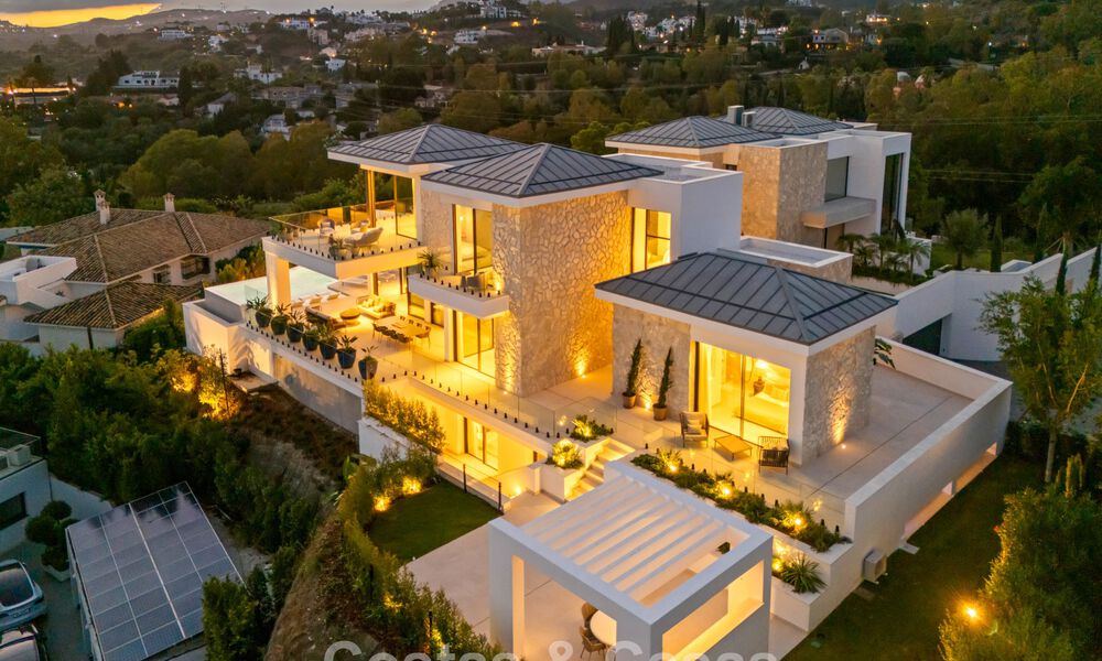 Villa de luxe moderne-méditerranéenne à vendre dans une communauté de premier plan à La Quinta, Benahavís - Marbella 789458